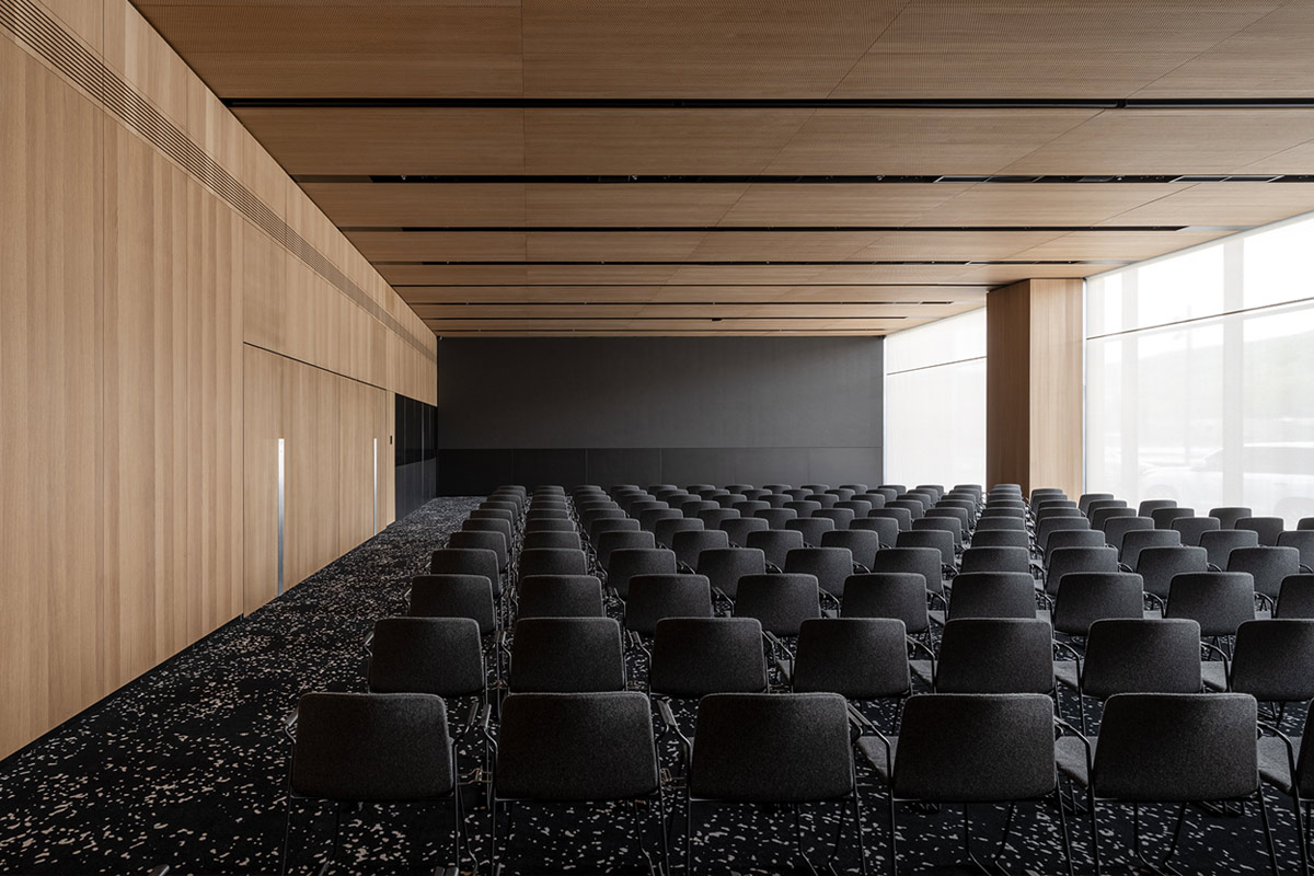 Modern innovation clinic interior design by Interiar – Interior Design & Architecture